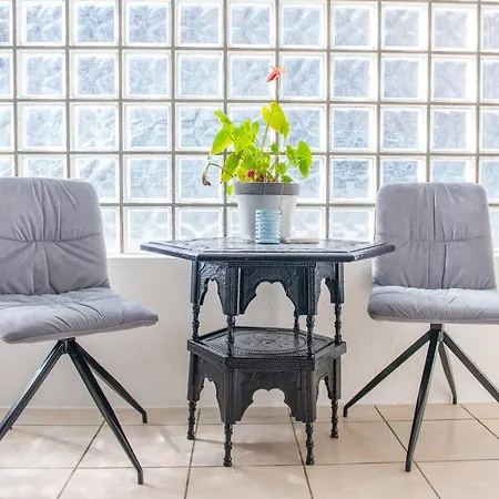 Studio Apartment Gallery Apartamento